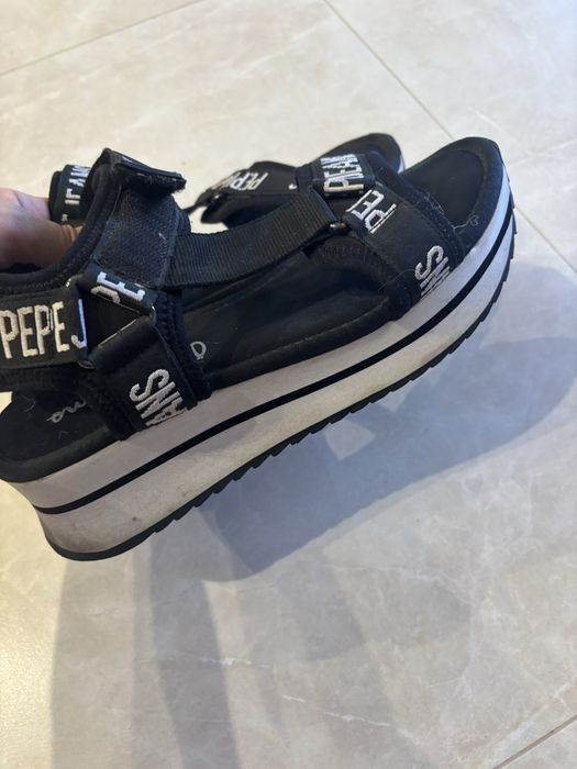 Сандали Pepe Jeans