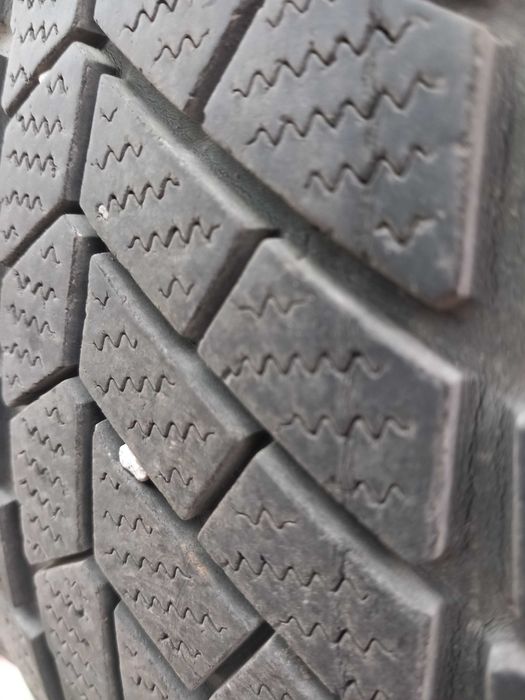 205/60 R16 Continental Contiwinter contact