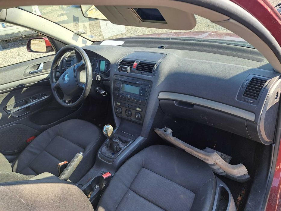 Skoda Octavia 2.0tdi bkd 140 комби 2007 на части, София