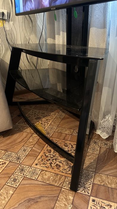 Полка, подставка для телевизора