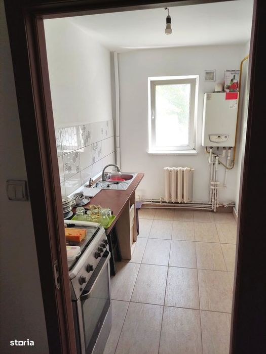 Apartament 3 camere, etaj 1, centrala, Dacia, aproape de Lidl