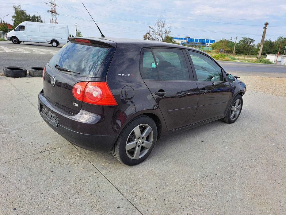 Dezmembrez VW Golf V 1.9 TDI BLS cutie manuala 6 trepte JYJ