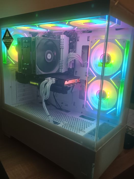 Pc gaming la comanda rtx rx etc