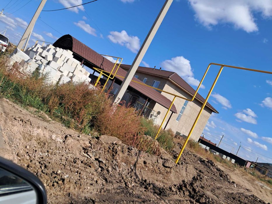 Продаётся  участок  9  соток