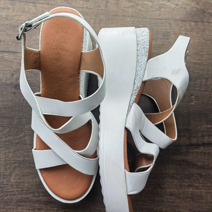 Дамски - сандалети