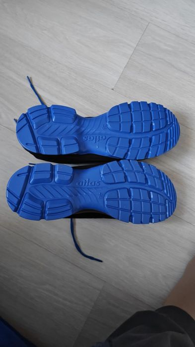 Ботинки Фирмы ATlAS  .,,