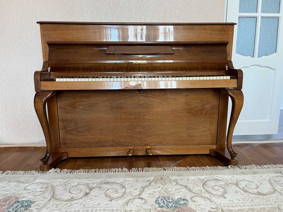 Пианино Ronisch (Германия)