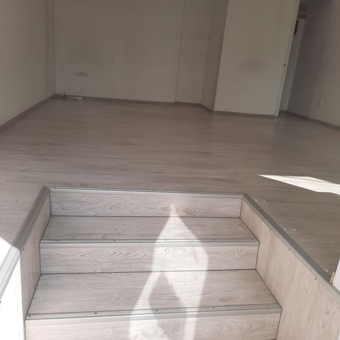 Închiriez Spațiu comercial Arad,km 0
