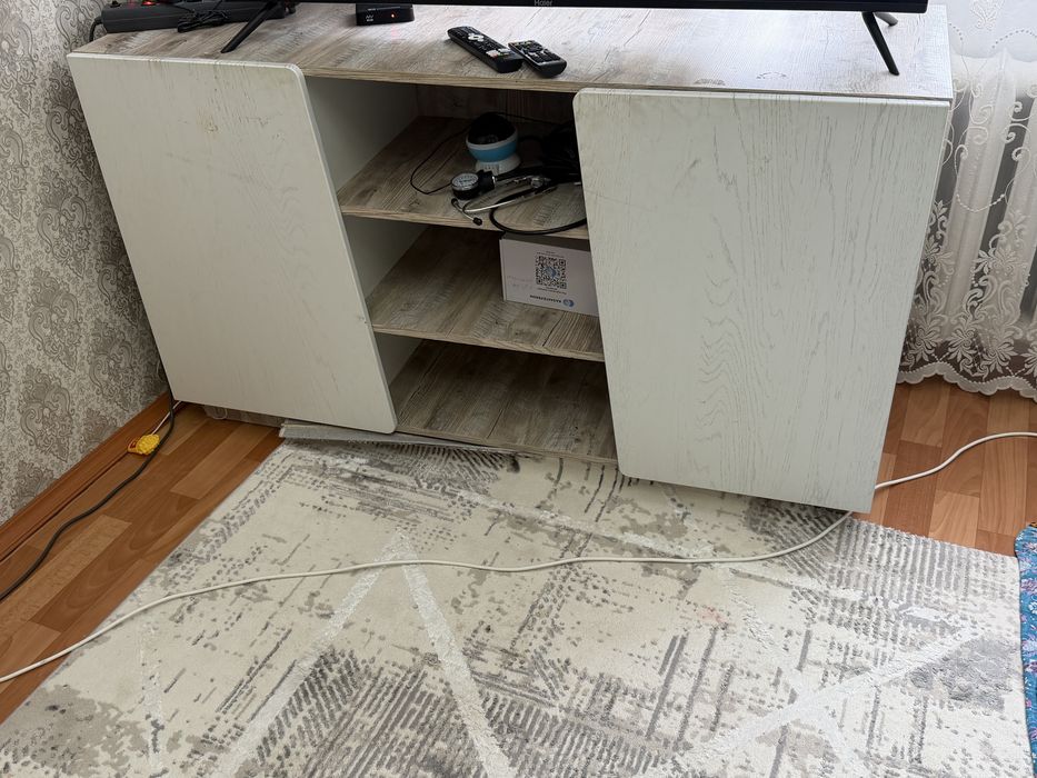 Продаи спальный гарнитур