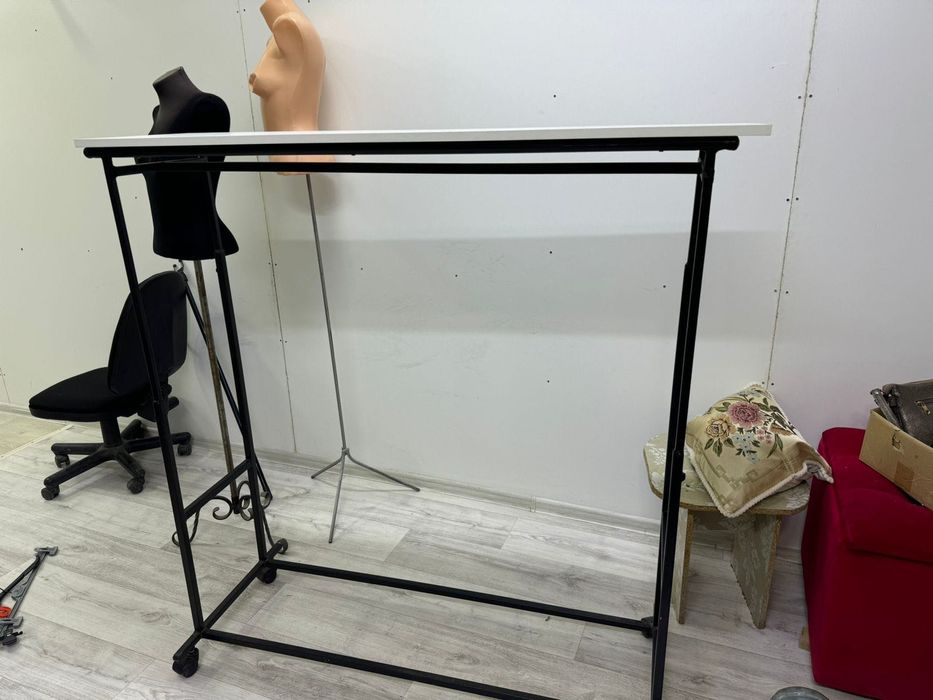 Вешалки для одежды