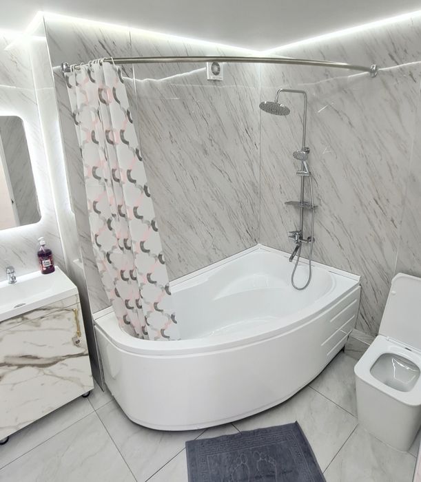 3ком Арбат посуточно. Айбергенова 1Б