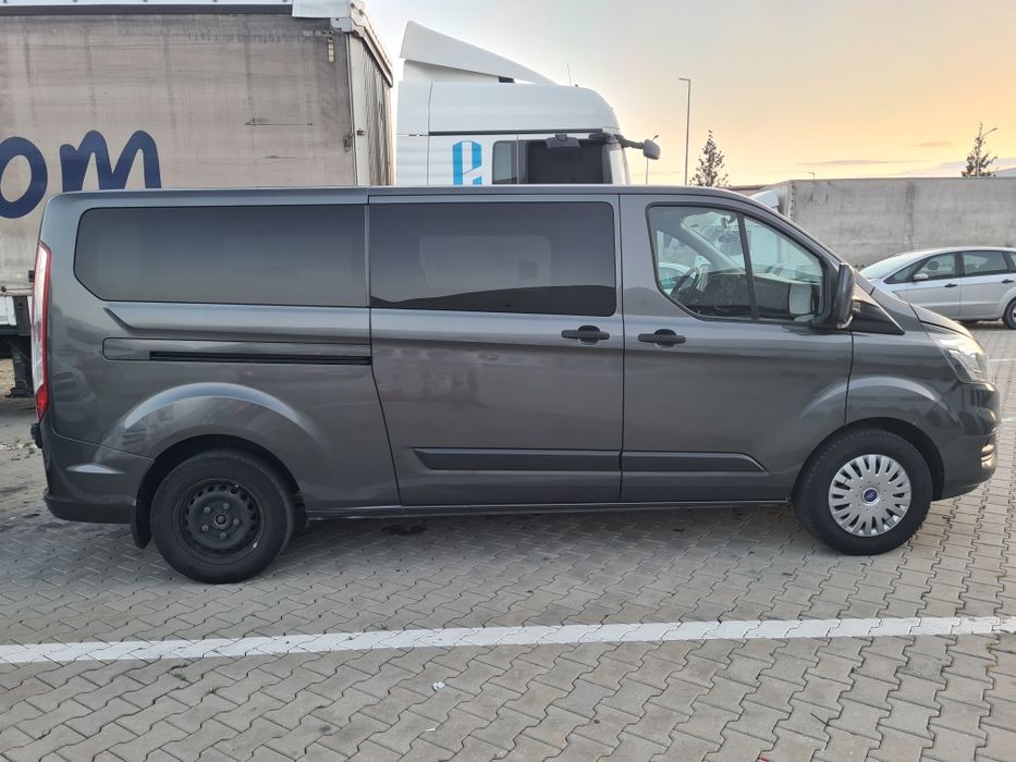 Vand Ford Transit Custom L2H1 ( varianta lunga )