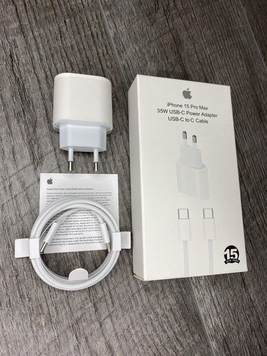 Продам оригинальную зарядку для айфона