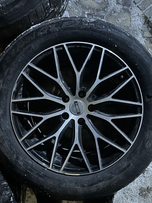 235/60/18 Хюндай Киа Мазда Тойота Ниссан Митсубиси