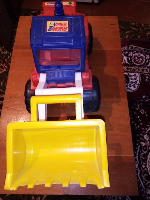 Экскаватор детский