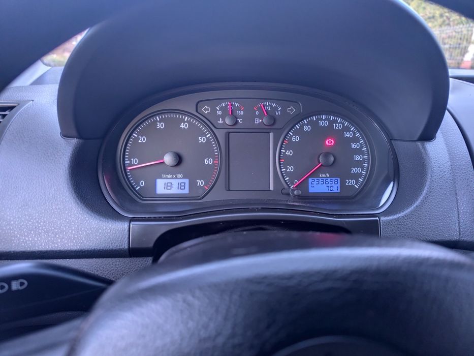 VOLKSWAGEN Polo 2008 — imagine 4