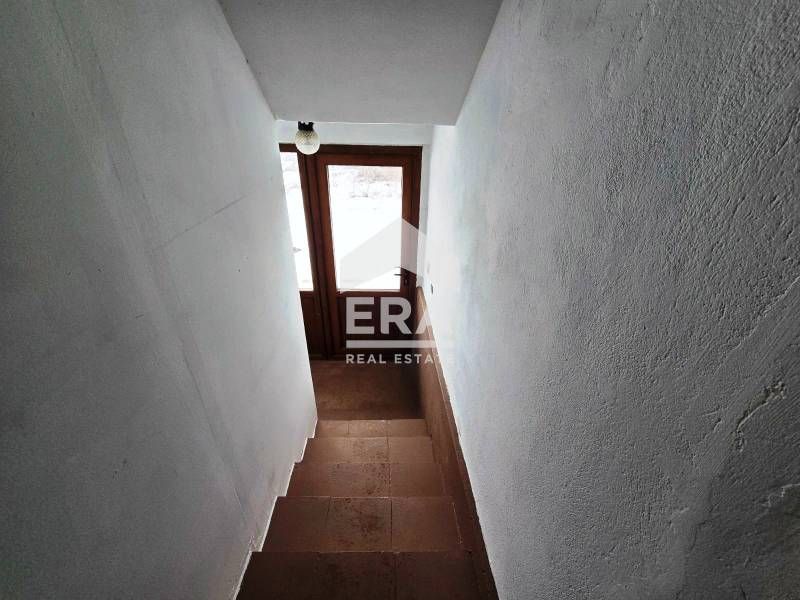 Продава се Къща в с. Щръклево, Област Русе - 273 кв.м за 605 €/кв.м - Снимка #4