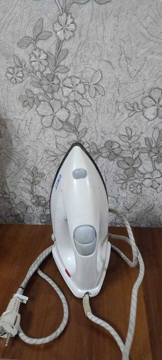 Продам утюг очень отличный