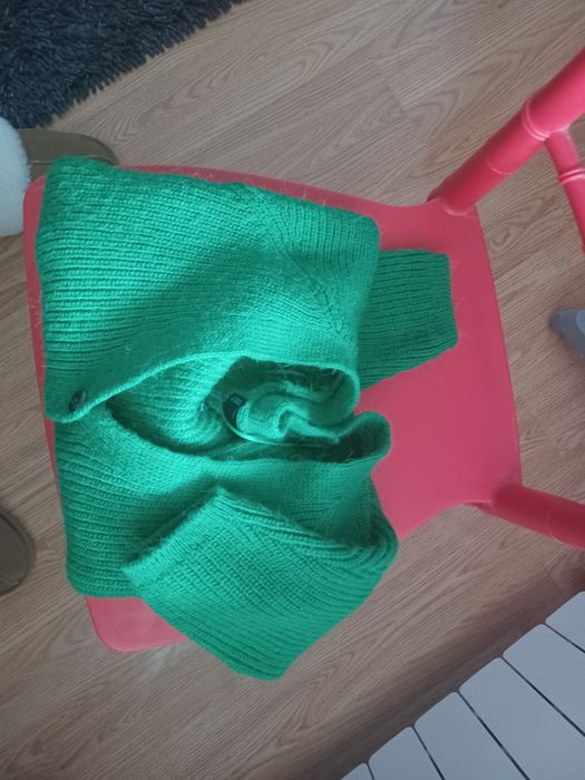 Pulover cu nasturi Mango