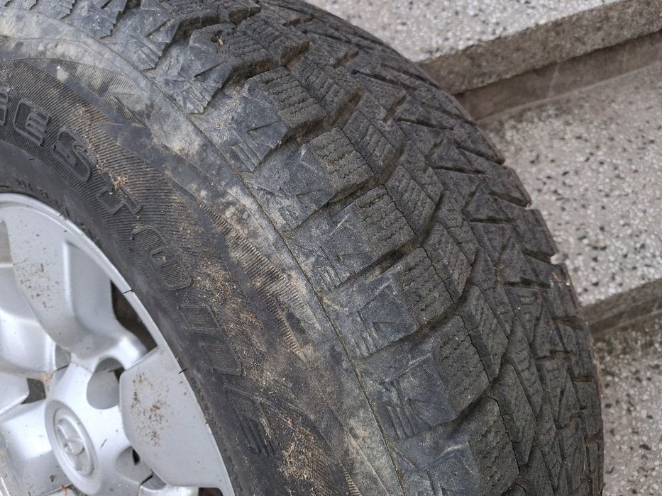 Гуми с джанти за японски джипове