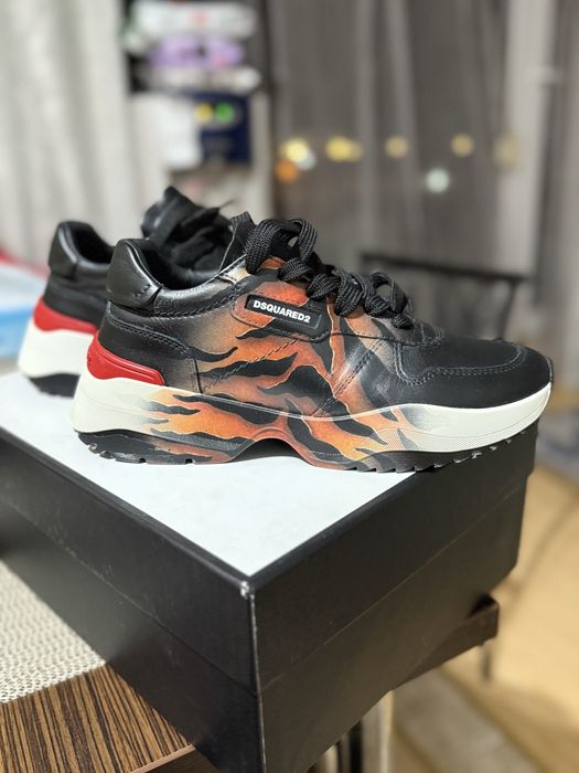 Incaltaminte DSQUARED2