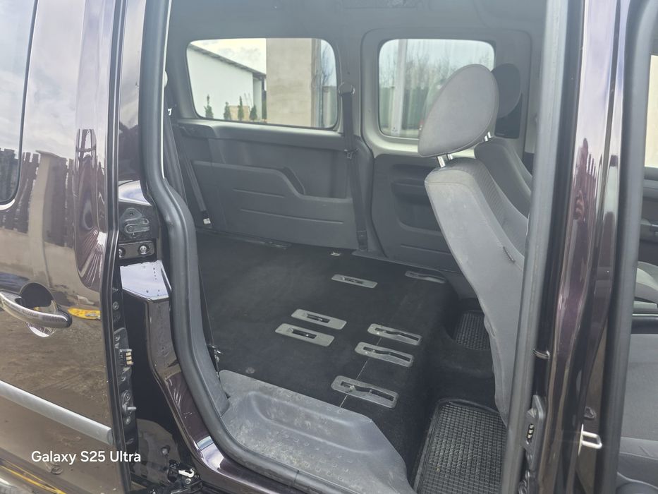 VOLKSWAGEN Caddy 2011 — imagine 5