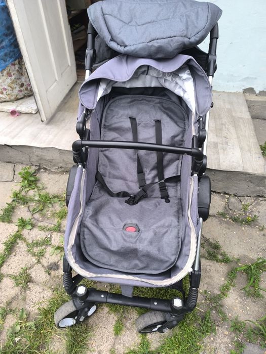 Продам детскую коляску