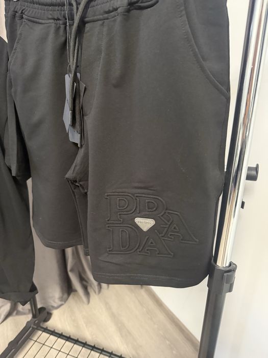 Compleu PRADA super calitate