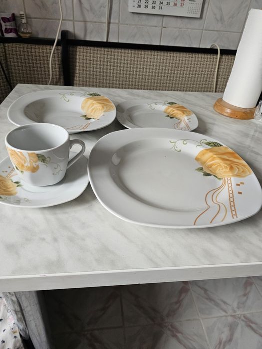 Set serviciu de masa