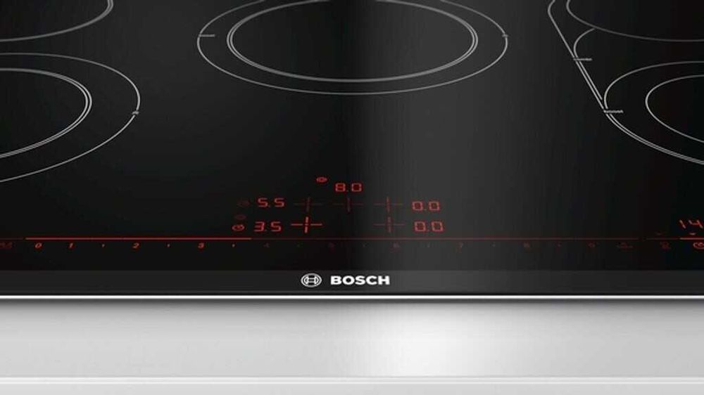 Стъклокерамичен плот BOSCH PKM875DP1D 80см.
