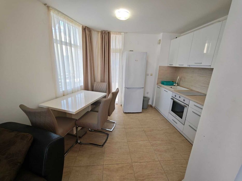 Продава се Тристаен апартамент в к.к. Слънчев бряг - 101 кв.м за 556 €/кв.м - Снимка #4