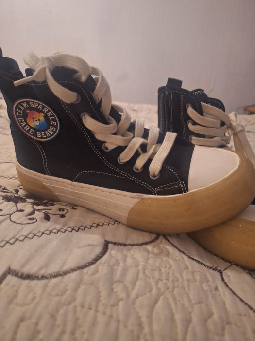 Продам  детский обувь