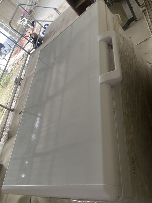 Продам Морозильник haier