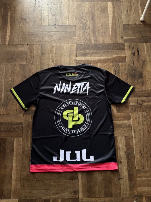 Omerta и JUL тениски