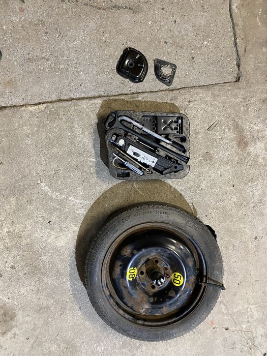 Kit pana. cric, coarba compresor rezerva pentru Mini R50 R56