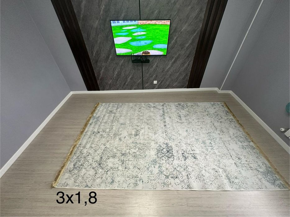 Продается ковер 3×1,8