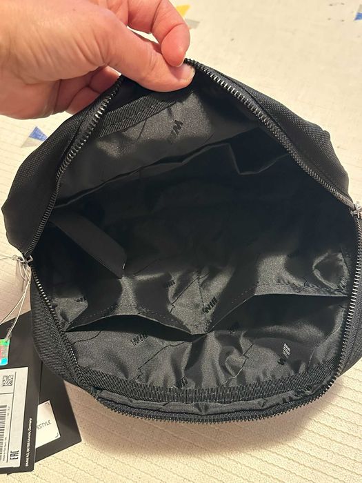 BMW M Несесер за тоалетни принадлежности - Чудесен Коледен подарък