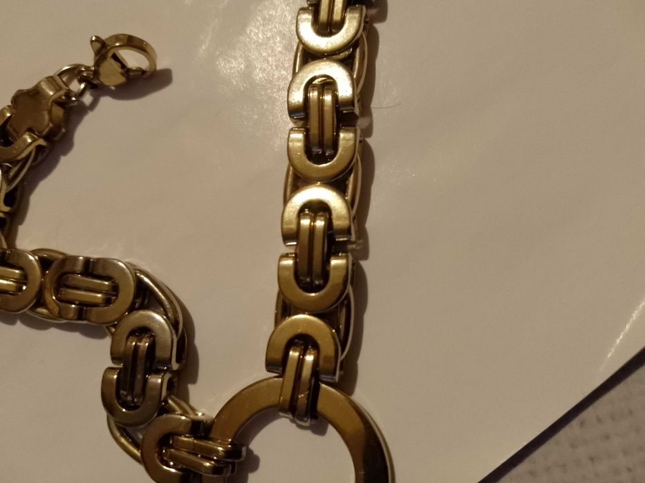 Продавам два броя гривни