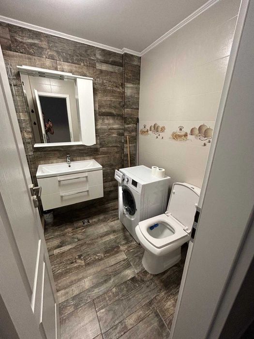 vand apartament 2 camere