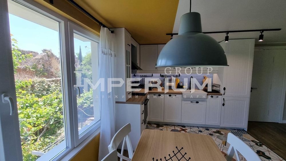 Дава се под наем Двустаен апартамент в Варна, Гръцка махала - 50 кв.м за 765 € - Снимка #4