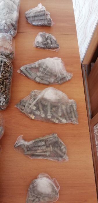Продам крепёжные изделия