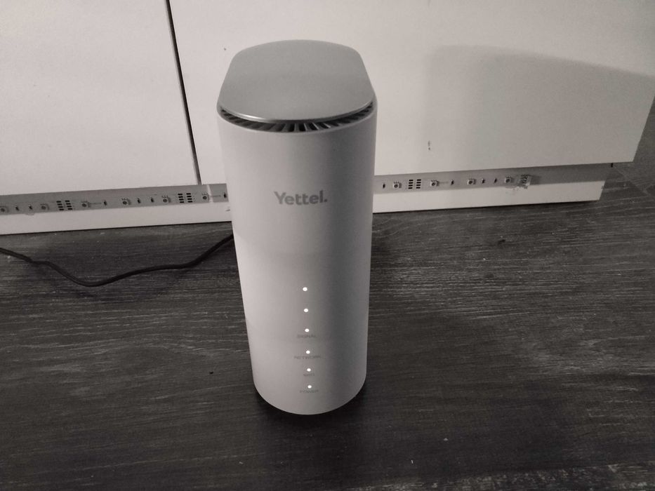 страхотен ултра бърз 5G СИМ рутер за мобилен интернет на Иетел