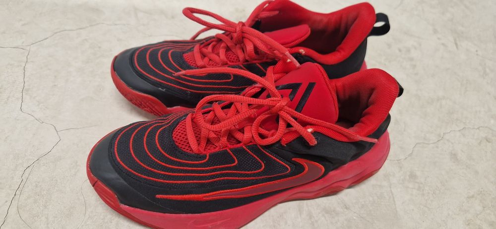 Маратонки Nike оригинални 39 номер