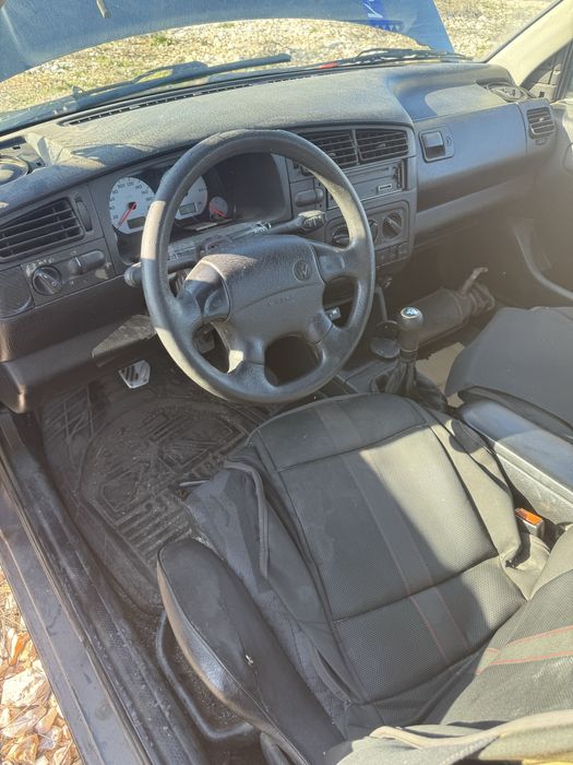 Volkswagen golf 3 1.6I 101кс