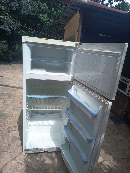 Хладилник Indesit