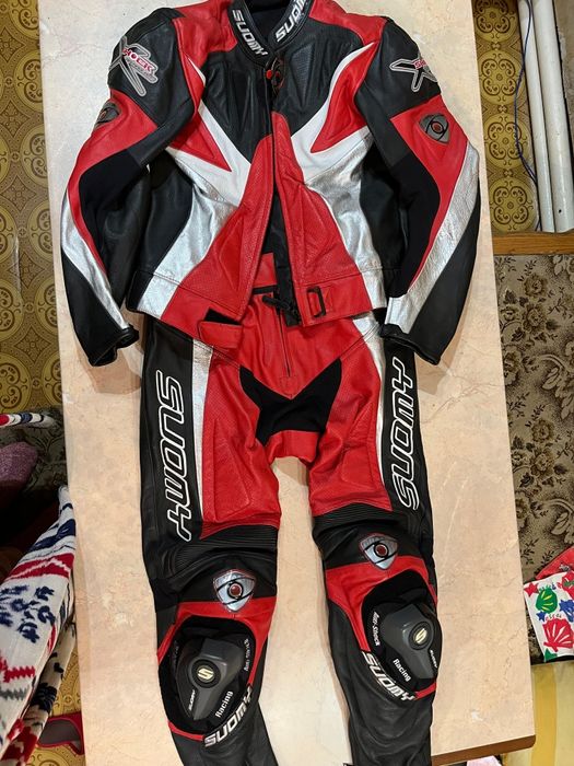 Мотокомбинезон Suomy
