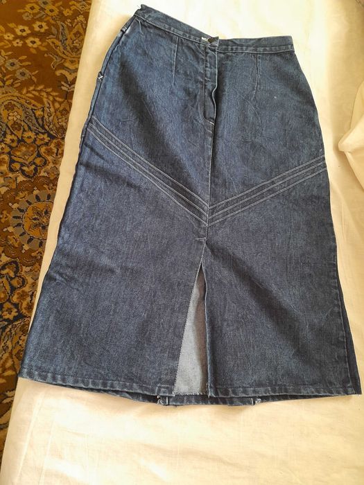 Продавам дънкова пола