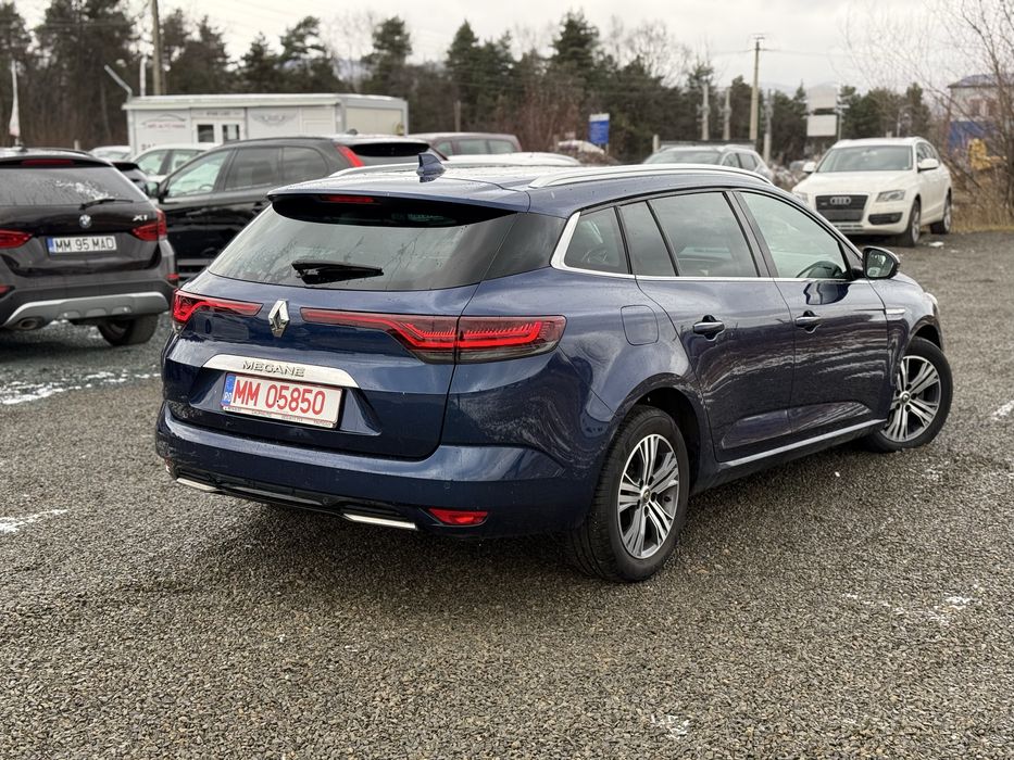 Renault Megane facelift /Navi mare/ Full Led /head up display/Camera