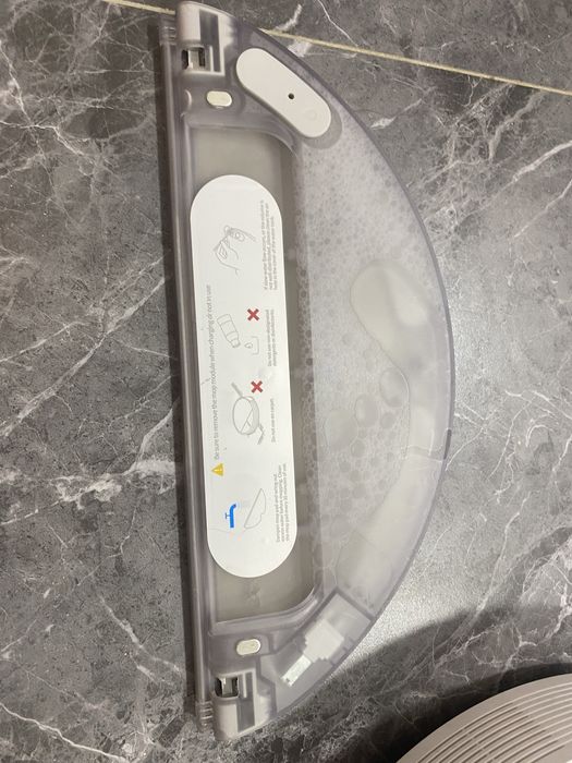 dreame robot vacuum-mop f9