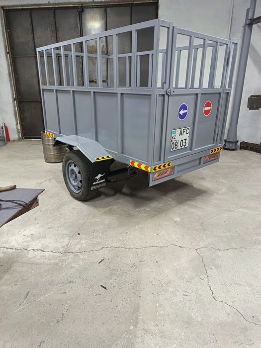 Продам прицеп новый